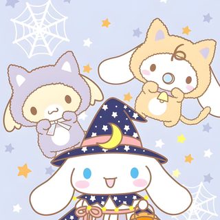 three cartoon animals wearing witches hats and sitting on top of each other, with stars in the background Kawaii Cinnamoroll Halloween Sanrio Halloween Laptop, Halloween Sanrio Desktop, Cinnamoroll Fall, lavender