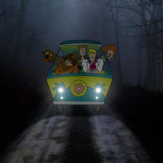 a bus with cartoon characters on it driving down a dark road in the woods at night 2000s Halloween Lock Screen Horizontal, Scooby Doo 4k Pc, Scooby Doo Scene, 1080p Scooby Doo, black