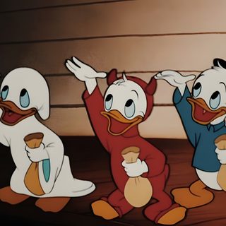 three cartoon characters standing next to each other in front of a wall and holding their hands up Disney Halloween Pc Cartoon Themed Party Decorations, Disney Ducks Costume Party, Halloween Cartoon Characters, sienna