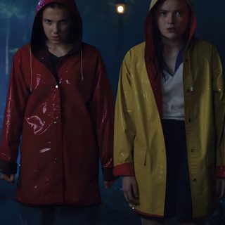 two people in raincoats standing next to each other Max And Tommy Halloween El And Max Costumes, Max And Eleven Costume, Max And Lucas Costume, black