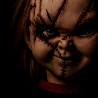 a close up of a child's face with makeup and blood on the eyes Halloween Iphone Chucky Screen, Iphone Iphone Chucky Background, Chicana Style, Halloween Lock Screen, black