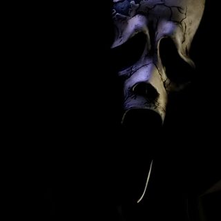a person wearing a creepy mask in the dark Halloween Mask Horror Live, Ghostface Iphone, Scream Live, Ghostface Live, Moving, Halloween Flyer, black