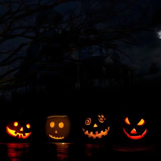 pumpkins lit up in the dark with their faces carved to look like jack - o'- lanterns Halloween 2018 4k Halloween Header, Halloween Facebook Cover, Halloween Facebook Cover Photos, black
