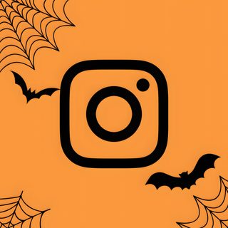 an instagram logo with bats and spider webs around it on an orange background Halloween Snapchat Halloween Social Media Post Ideas, Orange Halloween Social Media Design, Halloween App Icons Instagram, coral