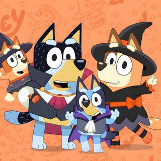 an image of cartoon characters in halloween costumes Bluey Halloween Cool For Pc, Bluey Halloween, Halloween Bingo, Bingo Funny, De My Little Pony, light salmon