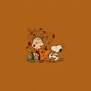 the peanuts and charlie brown wallpaper with autumn leaves falling from their branches, as well as an orange background Charlie Brown Halloween Laptop Laptop Pinterest Snoopy Fall Laptop, Fall Backround Macbook, Fall For Laptop, sienna