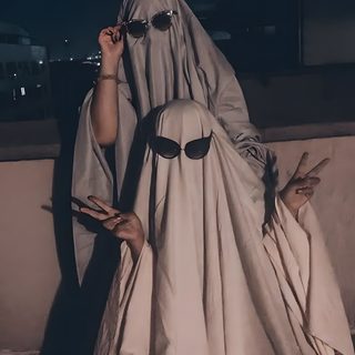 a woman dressed in white and wearing a veil, holding a cell phone to her ear Halloween Bff Funny Bff Pics, Bff Pictures To Recreate, Bff Pics To Recreate, With Bff, dark slate gray