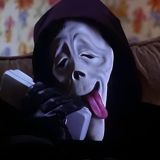 a person wearing a mask with their tongue out Halloween Scream Funny Scream Mask, Ghostface Scream, Scary Movie Characters, Horror Movie Icons, black