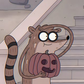 a cartoon character holding a jack - o'- lantern in front of some stairs Regular Show Halloween Rigby Profile Picture, Halloween Cartoon Network, Regular Show Halloween, rosy brown