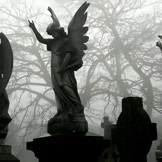three angel statues are standing in the fog Gothic Halloween All Gray Grey By Angel Dark Angel Banner, Cry Of Fear Banner, Dark Heaven Aesthetic,