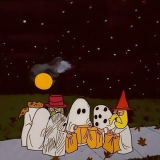three ghostes sitting on the ground in front of a full moon and some pumpkins 90s Halloween Phone Yankee Candles, Peanuts, Ahri, Halloween Iphone Backgrounds, Halloween Backgrounds, black