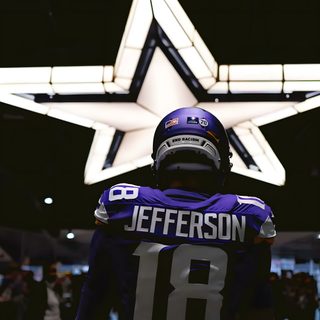 a football player wearing a uniform with the number 18 on it's chest standing in front of a star Justin Jefferson Halloween Justin Jefferson, 4k Pictures, Vikings, Nba, Nfl, black