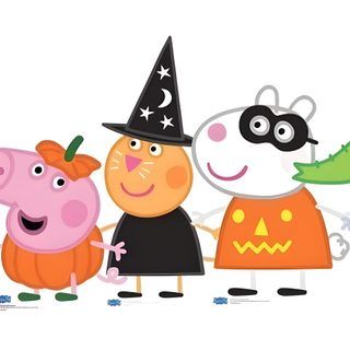 peppa pig family with pumpkins and witches on their heads, all dressed up in halloween costumes Peppa Pig Halloween Mummy Sheep Peppa Pig, Peppa Halloween Png, Halloween Themes, Pig Halloween, white