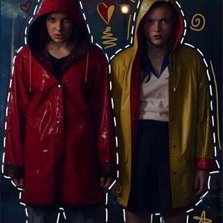 two people standing next to each other wearing raincoats Matching Stranger Things And Halloween Characters 11 X Max Stranger Things, Stranger Things Ketchup And Mustard, Ketchup And Mustard, black
