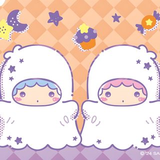 an image of two children in bed with stars on the wall behind them and another child standing next to it Little Twin Stars Halloween Sanrio Halloween Laptop, Sanrio Halloween Widget, Kiki And Lala Halloween, peach puff