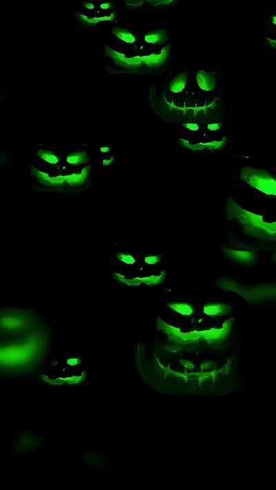 many glowing pumpkins with green eyes in the dark Halloween Bogey Live Halloween Iphone, Live Iphone Halloween, Moving Halloween, Halloween Videos, black