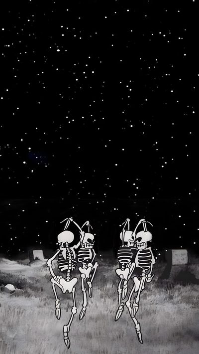 two skeletons are running in the grass with their arms around each other as they look up at the night sky Halloween Skeleton Party Spooky Lockscreen Aesthetic, Spooky Phone Aesthetic, Vintage Spooky Aesthetic, black