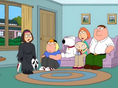 the family is sitting in their living room Family Guy Halloween Peter Griffin Scream, Family Guy Scared, Family Guy Scream, Family Guy Ghost, dark gray