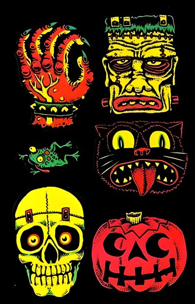 four different colored skulls with faces painted on them Beistle Halloween Classic Halloween Characters, Old School Halloween Aesthetic, Campy Halloween Decor, black