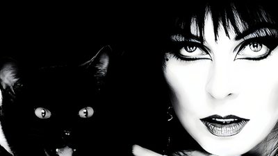 a woman holding a black cat in front of her face Elvira Halloween Elvira 4k, Ipad Goth, Elvira Cat, Photo Of Elvira, For Computer Goth, Goth Ipad, black