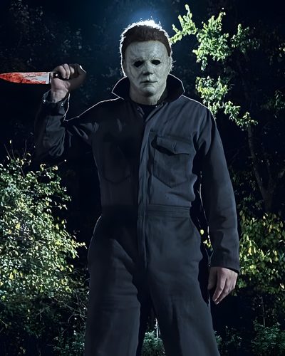 Horror Charaters, Mask Man Horror Movie, Michael Halloween, Iconic Movie Villains, Micheal Myer, Iconic Horror Characters, Hear Me Out Crazy Characters, Michael Myers Movie, Hear Me Out Horror Characters Halloween Movie Characters Horror Charaters, Mask Man Horror Movie, Michael Halloween, black