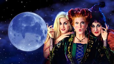 three women dressed in costumes standing next to each other near a full moon and stars Halloween Hocus Pocus Hocus Pocus Cover Photo Facebook, Hocus Pocus Facebook Cover, Hocus Pocus Movie Background, midnight blue