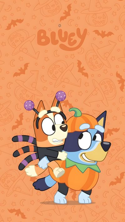 Creative Pumpkin Painting, Wallpaper Iphone Boho, Halloween Bingo, Bingo Funny, Halloween Wallpaper Cute, Halloween Wallpaper Iphone, Holiday Wallpaper, Halloween Drawings, Cute Images For Wallpaper Bluey Halloween Creative Pumpkin Painting, Iphone Boho, Halloween Bingo, Bingo Funny, sandy brown
