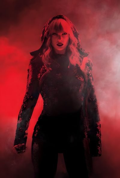 a woman standing in the fog with her mouth open and hands on her hips as if she is screaming Taylor Swift Halloween Taylor Swift Reputation, Taylor Swift Reputation Pictures, Reputation Taylor Swift Painting, maroon