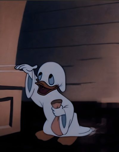 a cartoon duck holding onto the side of a boat Ducktales Ghosts Of Halloween Cartoon Profile Pics Halloween, Ducktales Pictures, Casper The Ghost Pfp, dark slate gray