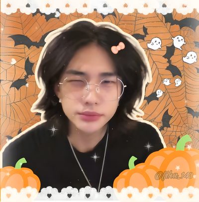 an image of a person wearing glasses with pumpkins in the background Hyunjin Halloween Skz Pumpkin Carving, Skz Pumpkin Carving Ideas, Stray Kids Pumpkin Stencil, peru