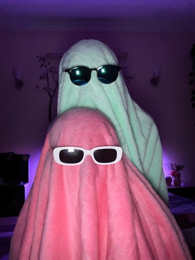 a towel with sunglasses on top of it in the shape of an octopus wearing glasses Halloween Bff Ghost With Sunglasses Purple, Turtle Glasses Meme, Ghost Bff, dark slate gray