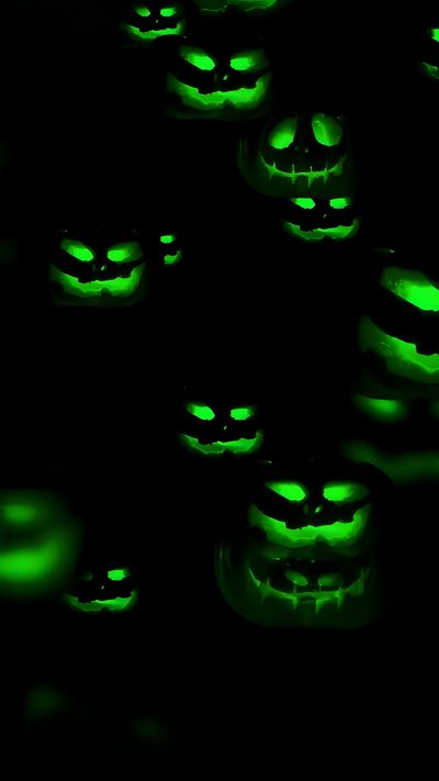 many glowing pumpkins in the dark with green eyes Green Halloween Halloween Background Video, Halloween Live Gif, Black And Green Halloween,