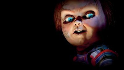 a creepy looking doll with blue eyes in the dark Halloween Chucky Chucky Ipad, Chucky Black Background, Chucky Evil Smile, Chucky In The Dark,