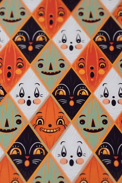 an orange, black and green pattern with faces on it Johanna Parker Halloween Vintage Halloween Art, Halloween Graphics, 1 Tattoo, Theme Halloween, peru