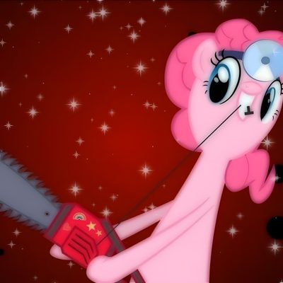 a pinkie is holding a chainsaw in front of stars and sparkles on the background Pinkie Pie Halloween Crazy Pinkie Pie, Evil Pinkie Pie, Pinkie Pie Horror Game, Pinkamena Chainsaw, maroon