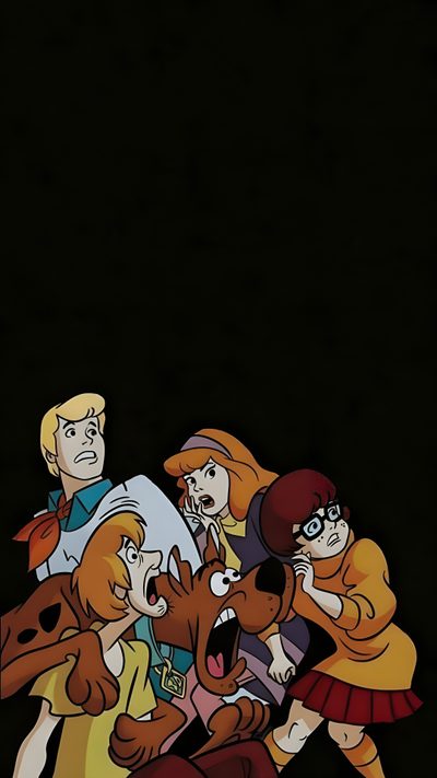 the cartoon scooby gang is running in the dark Scooby Doo Halloween Iphone Scooby Doo, Scooby Doo Mystery Incorporated, Scooby Doo Halloween Iphone, black