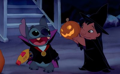 three cartoon characters dressed up in halloween costumes and holding pumpkins, one is wearing a witch costume Stitch Halloween Laptop Stitch Halloween Gif, Happy Halloween Stitch Gif, Halloween Stitch Gif, dark slate gray